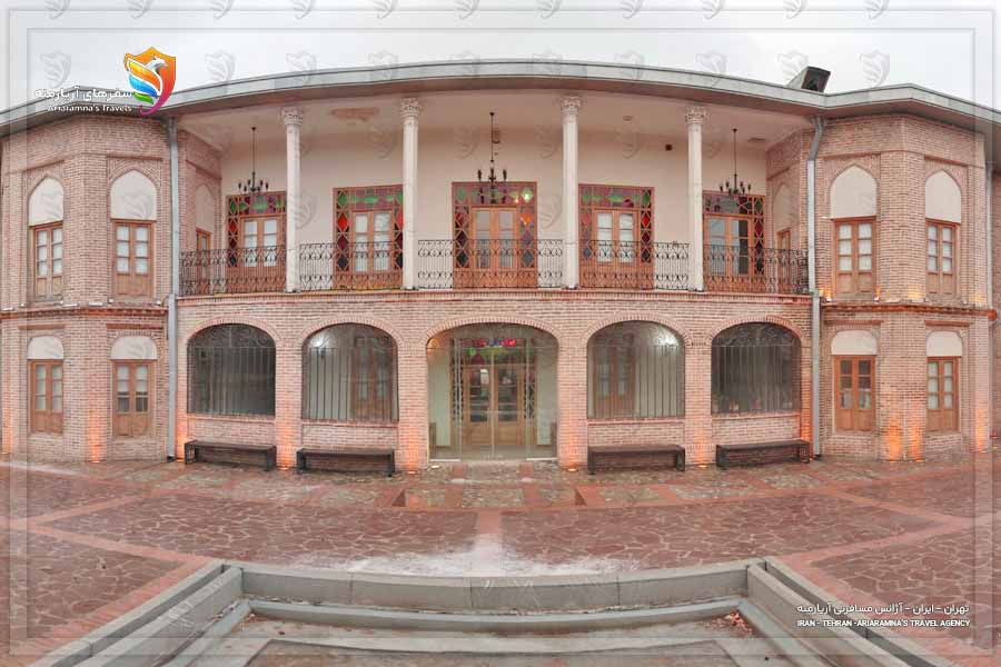 نمایی زیبا از عمارت ارباب هرمز تهران