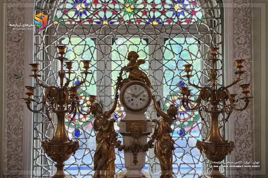 نمای داخل موزه زمان تهران